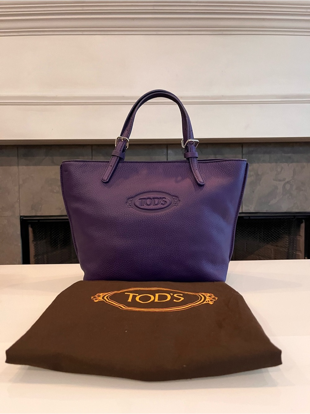 Brand New TOD'S Deep Purple Pebbled Leather Small Tote Crossbody w/ Dust Bag